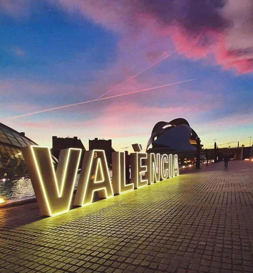 Alojame Valencia Apartment Exterior foto